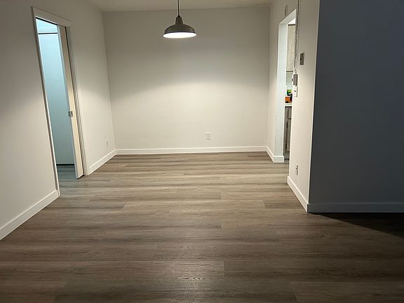 5th image of 419 S Crescent Dr APT 12