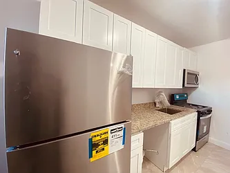 Rented by Silverstein Collection LLC 