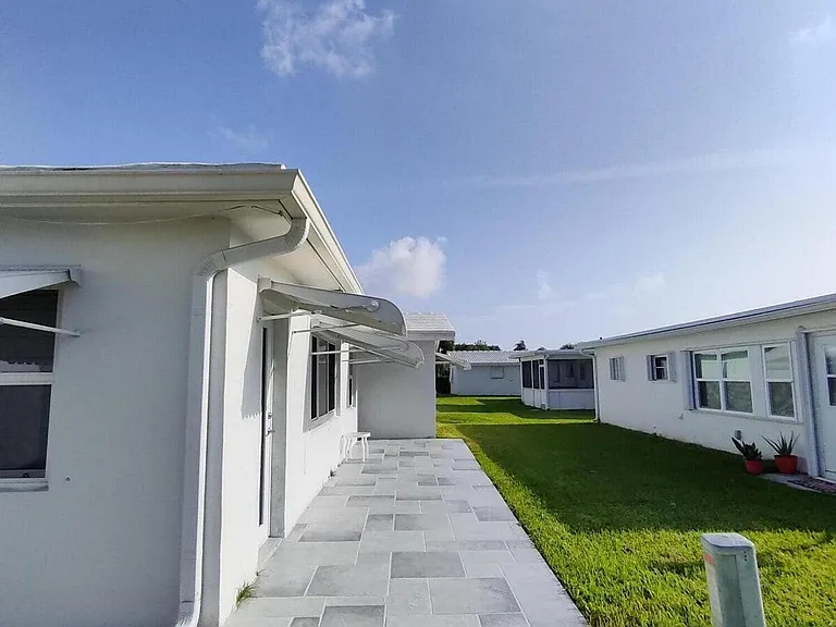 1826 SW Congress Blvd — Photo 25