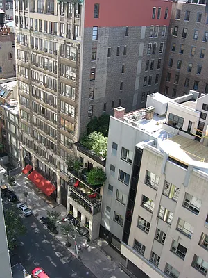 Rented by Newell and Assoc. | media 20