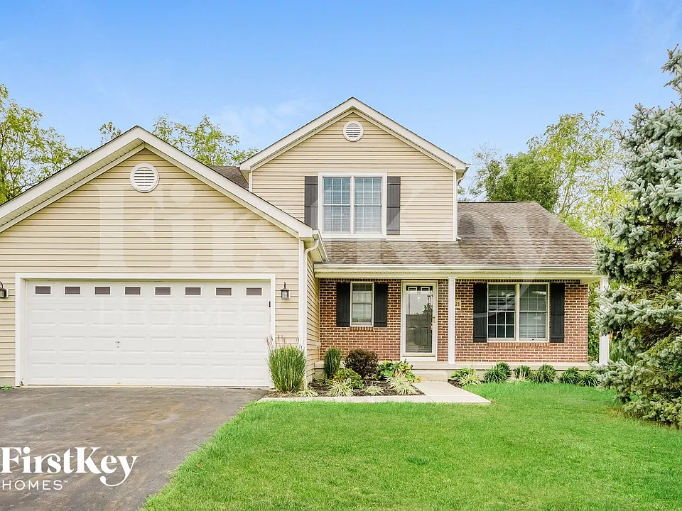 7821 Edgewater Ct