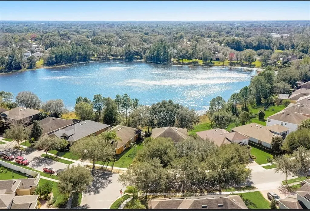 4 bed, 3.5 bath, 2820 sqft, $3,500 — Photo 3