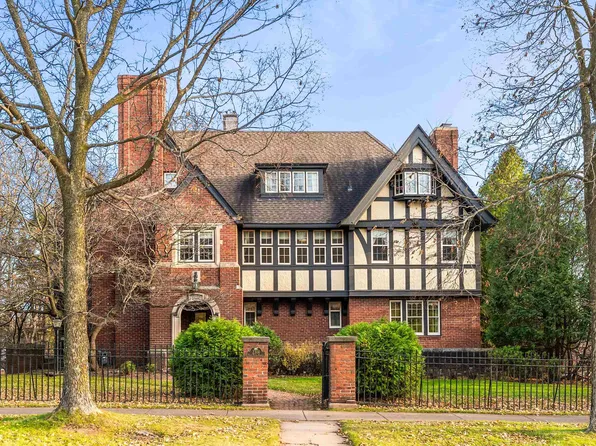 2314 E 5th St, Duluth, MN 55812