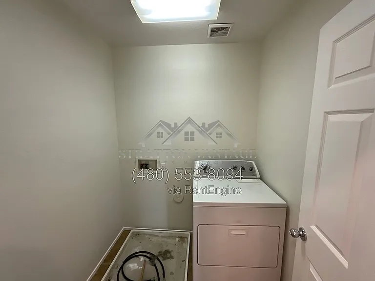 4737 E Olney Ave — Photo 14