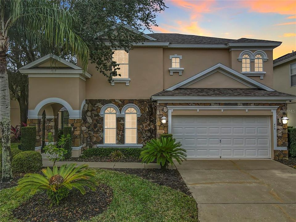 1st image of 574 Tupelo Cir