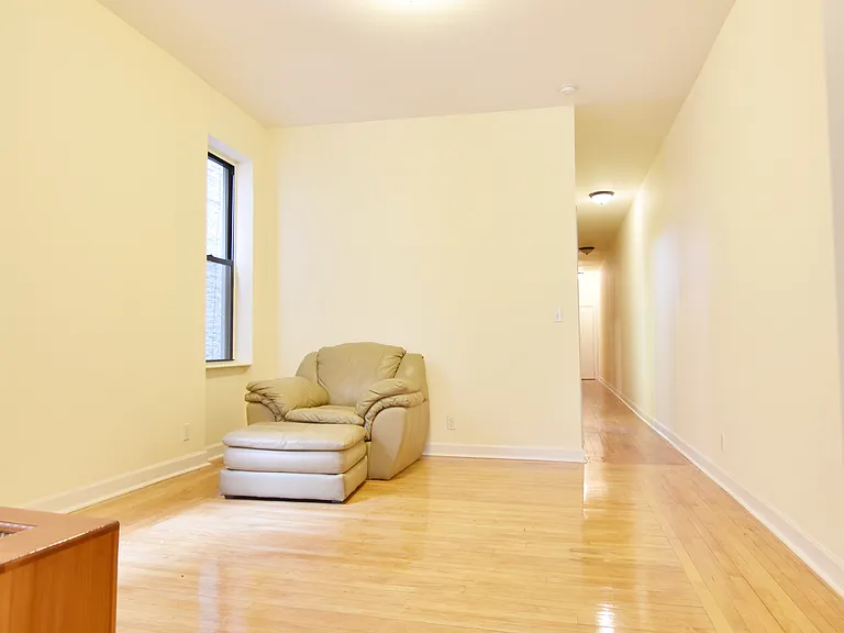 560 W 149th St #2W — Photo 6