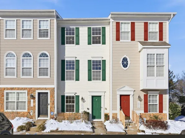 12212 Densmore Ct, Woodbridge, VA 22192