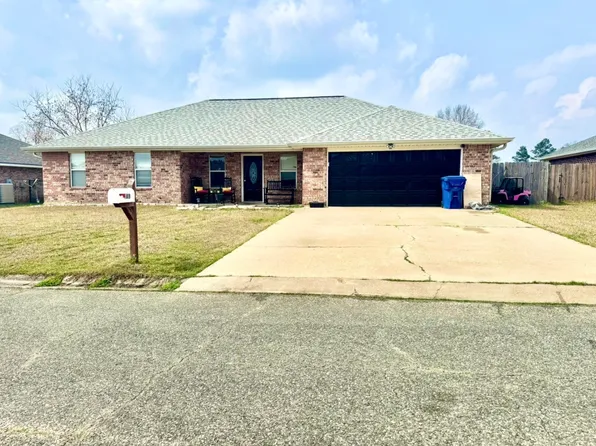 1809 Briarwood St, Deridder, LA 70634