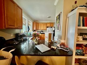 69 Hillsdale Rd, Medford, MA