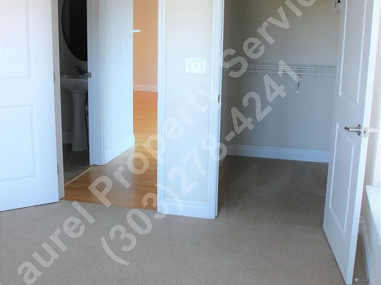 620 11th St #301 — Photo 10