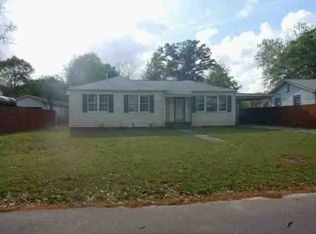 126 Mintz Ln, Cantonment, FL 32533