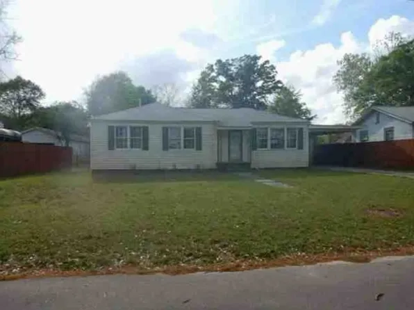 126 Mintz Ln, Cantonment, FL 32533