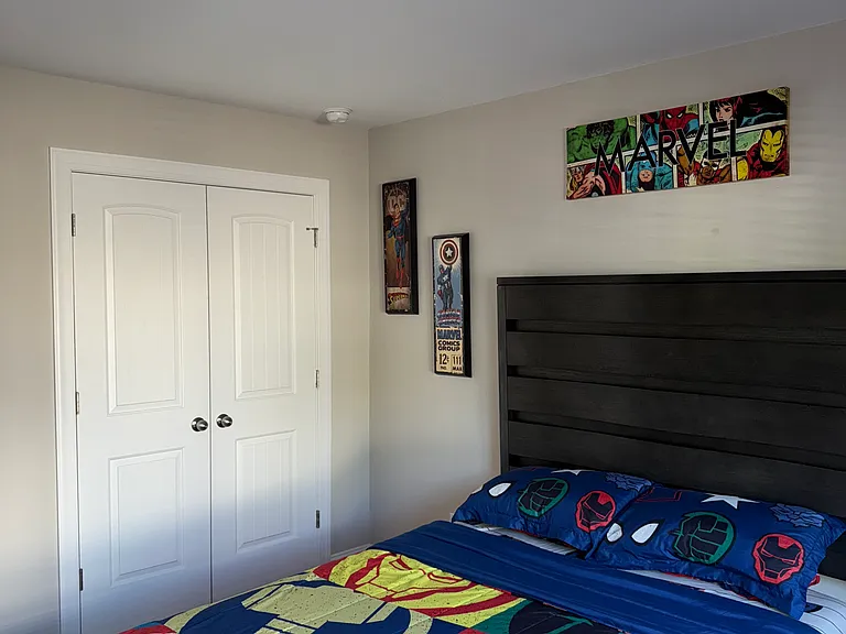 306 Clarendon Ct — Photo 18