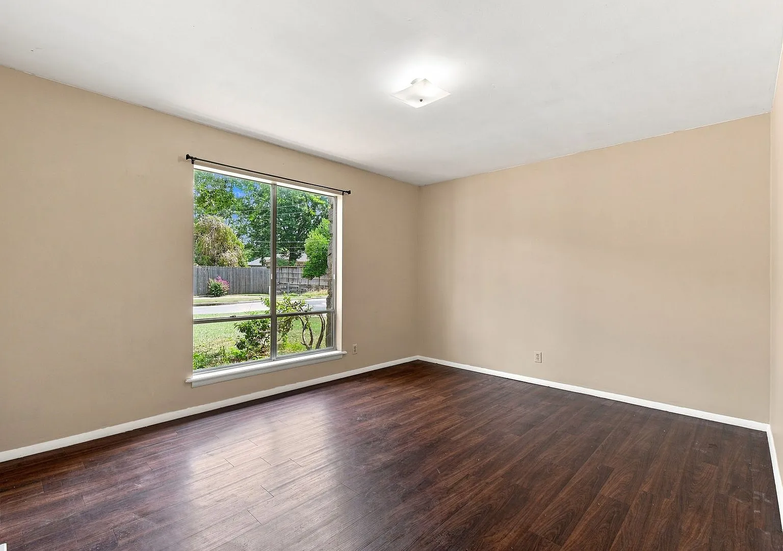 3 Bed 2 Bath Duplex South Tulsa — Photo 3