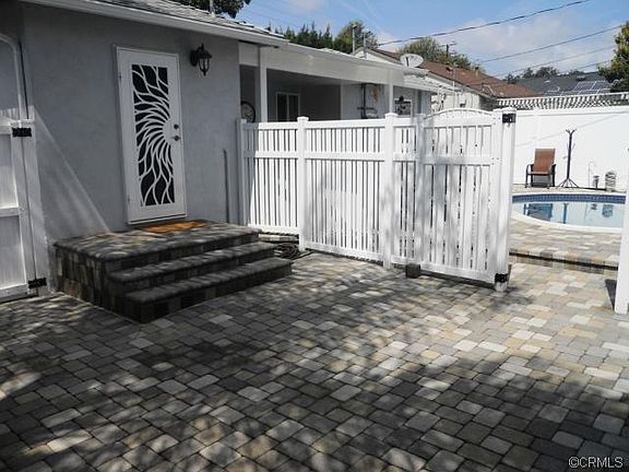 5th image of 4354 Bellflower Blvd