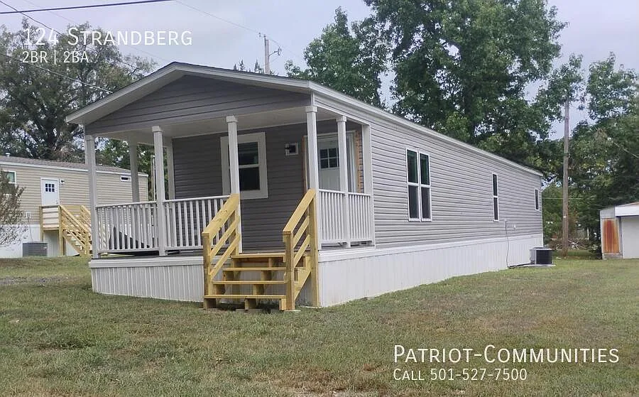 2 bed, $1,100 — Photo 2