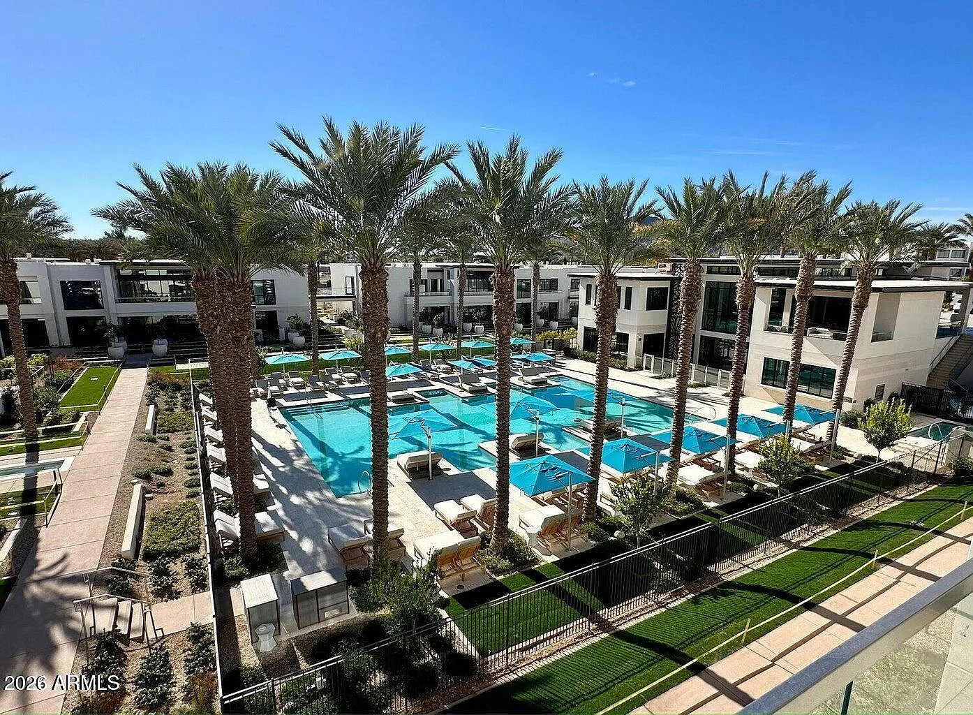 2 bed, 2.0 bath, 2100 sqft, $13,500 — Photo 1