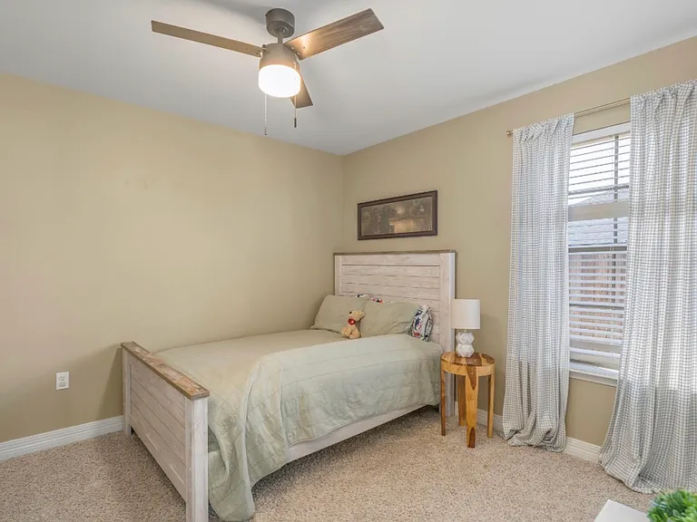 2213 Shumark Trl — Photo 20