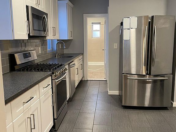 2nd image of 2764 Harway Ave APT 3