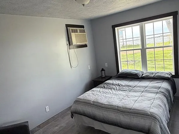 4861 S Spawn Cir, Chester, SD 57016