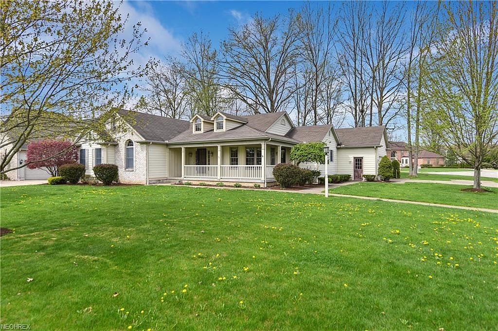 1345 Fox Den Trl, Canfield, OH 44406 Zillow