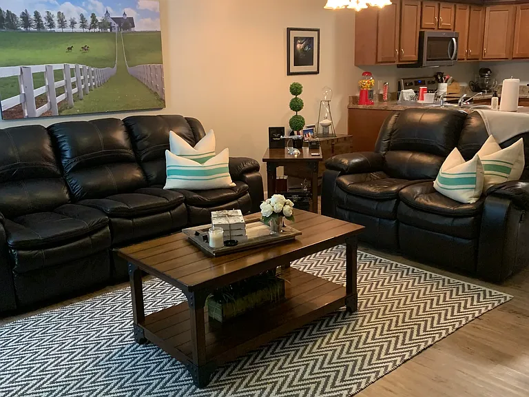 85 Melrose Dr #5 — Photo 4