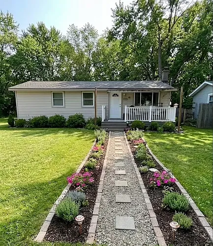 5255 Lake Grove Dr Photo 1