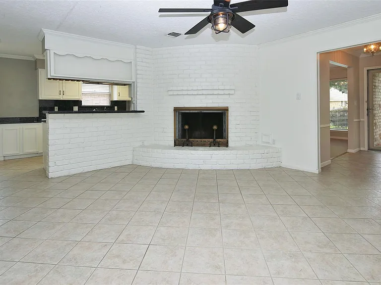 2315 Eaglerock Dr — Photo 7