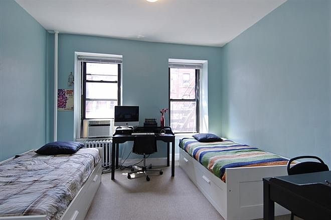 2nd image of 213 E 88th St APT 4a