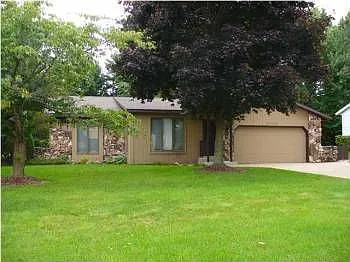 5664 Vista De Oro Ct NE photo 1