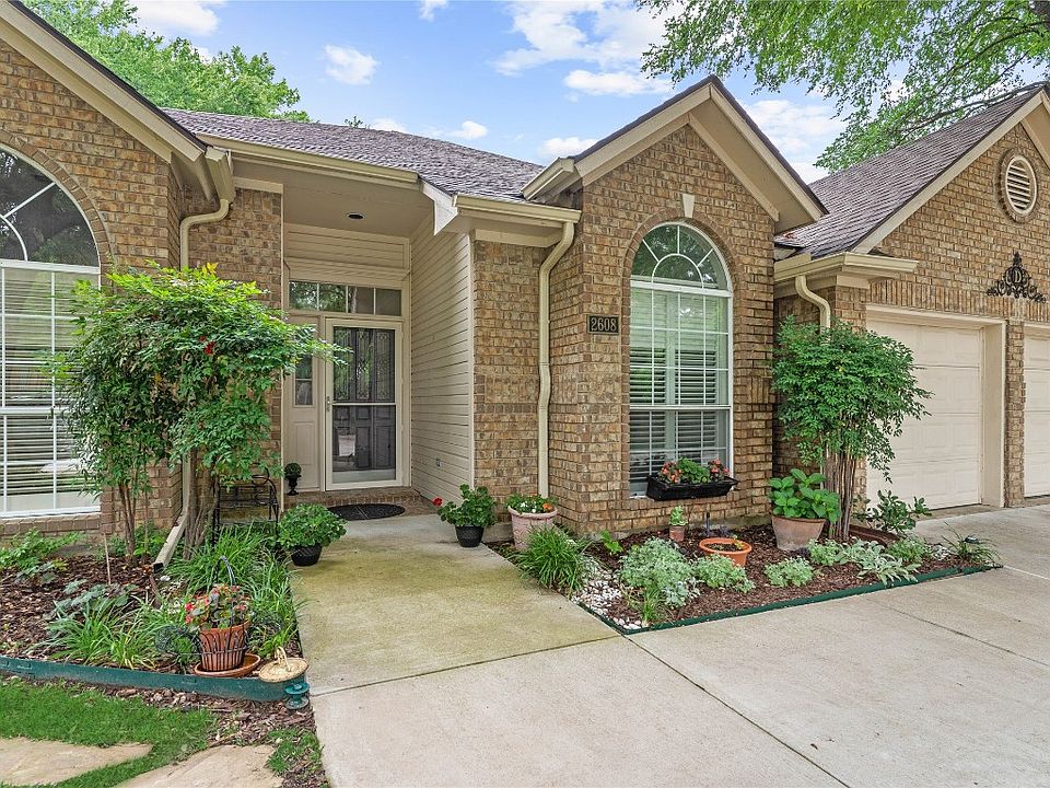 1st image of 2608 Valley Creek Trl