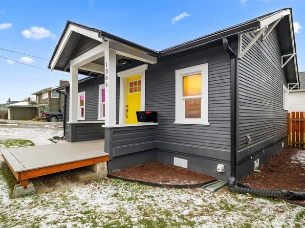 1306 Alabama Street, Bellingham, WA 98229