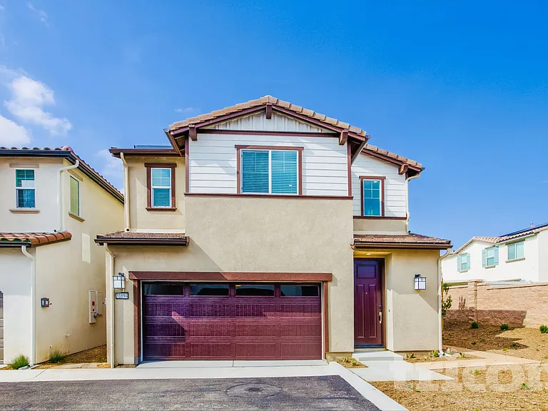 31694 Luther Dr — Photo 1