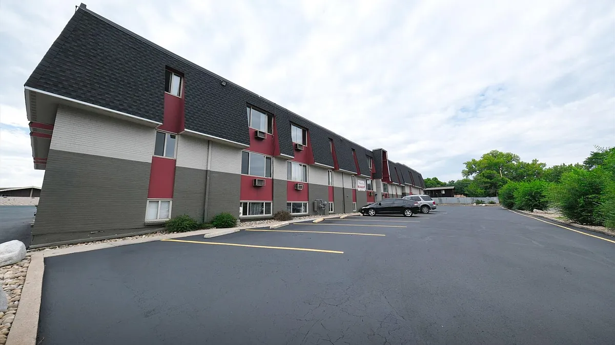 Building Photo - The Squire
