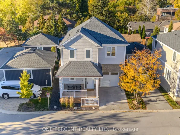 9 Princeton Cmn, Saint Catharines, ON L2N 0B7