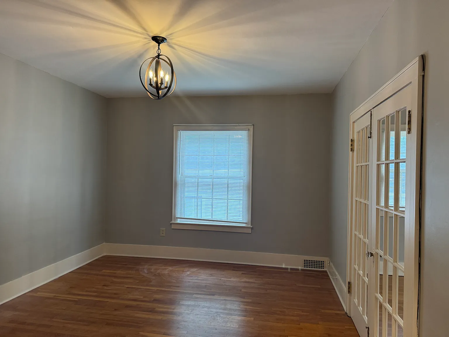 1 bed, 1000 sqft, $1,000 — Photo 4