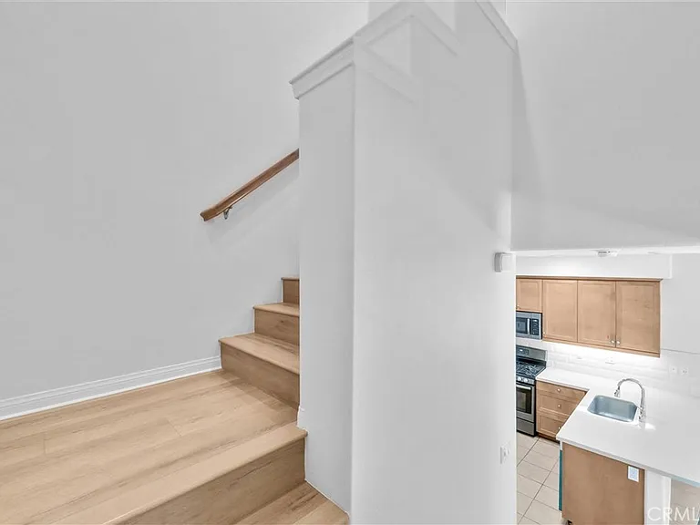 311 N Edenfield Ave — Photo 14