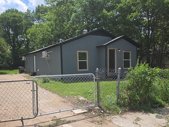 2nd image of 2938 Marburg St