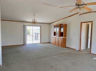183 Canal Dr, Eagle Pass, TX 78852