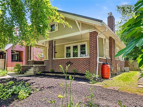 4th image of 7438 Trevanion Ave