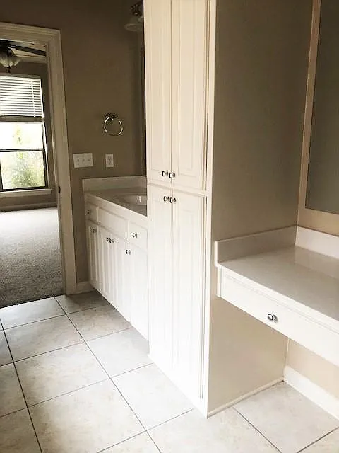 3 bed, 1438 sqft, $2,200 — Photo 4