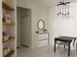 8601 Beach Blvd APT 711, Jacksonville, FL 32216