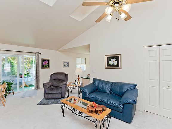 5th image of 614 Shadowbrook Dr