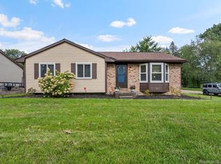 3259 York Rd, Rochester Hills, MI 48309