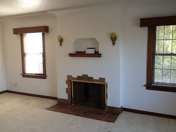 5th image of 1411 N Cedar St