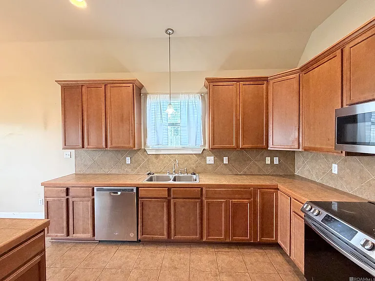 41188 Lakeway Cove Ave — Photo 6