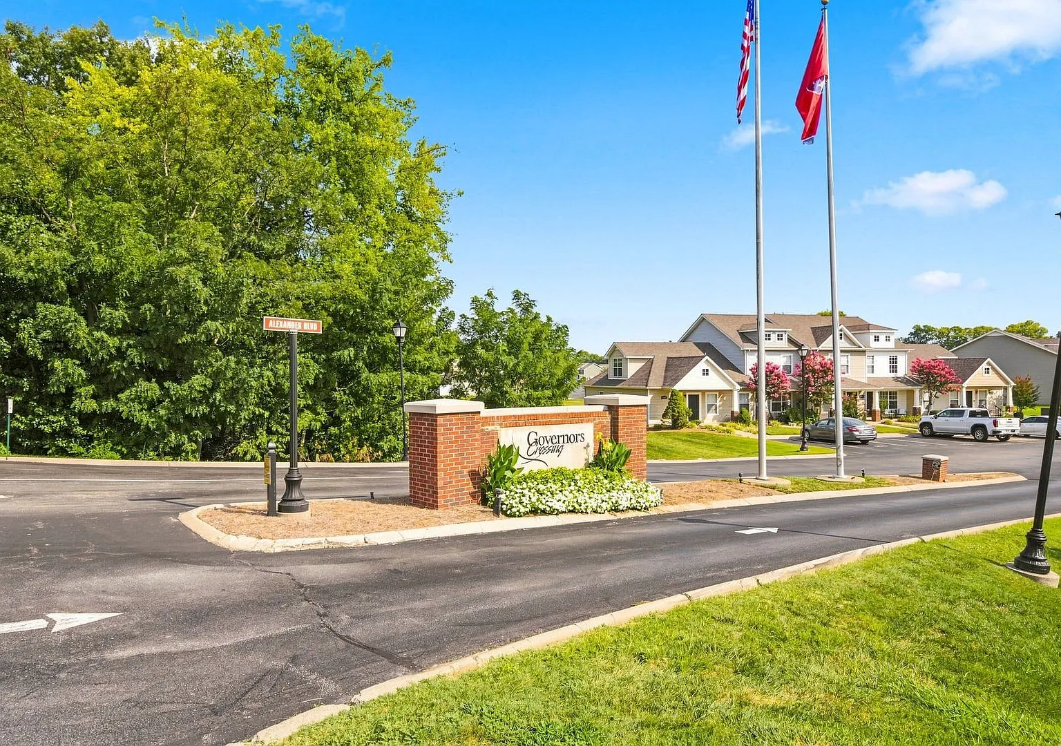 Furnished Townhome in the Rossview School District — Photo 2