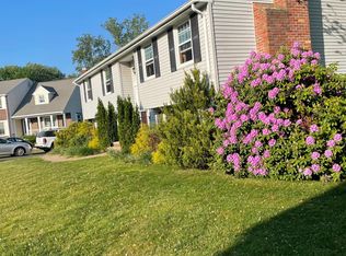 21 Hingston Cres, Braintree, MA 02184