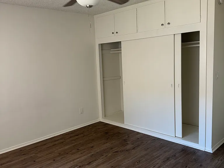 5155 Yarmouth Ave #2 — Photo 11