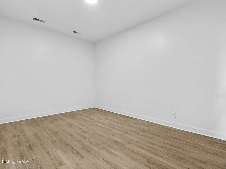 540 S 4th St #401 — Photo 20